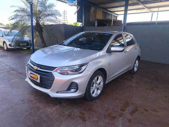 CHEVROLET ONIX 1.0 TURBO FLEX PREMIER AUTOMÁTICO CHEVROLET ONIX 1.0 TURBO FLEX PREMIER AUTOMÁTICO